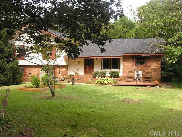 7216 Cedarbrook Dr., Charlotte, NC 28215