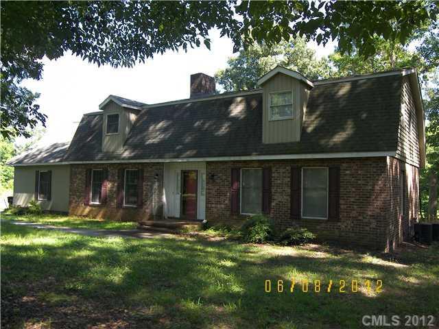 2912 Monarch Dr., Charlotte, NC 28214
