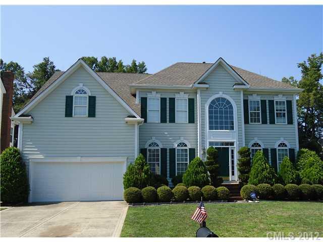 6113 Waverly Lynn Ln., Charlotte, NC 28269