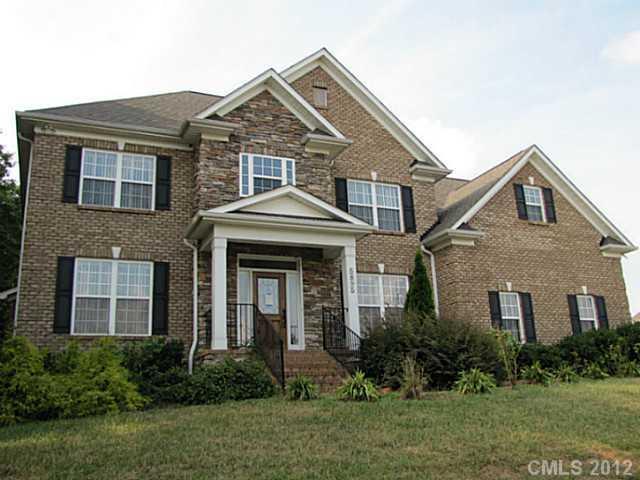 5895 Tipperary Dr., Denver, NC 28037