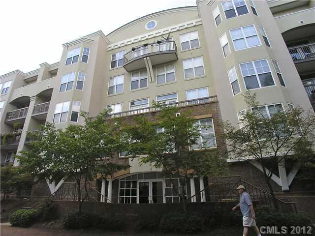 405 W 7th St. #304, Charlotte, NC 28202