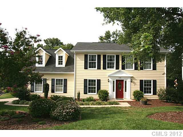 2328 Wineberry Ct., Matthews, NC 28105