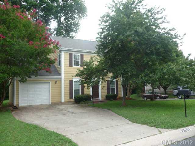 8947 Chesham Dr., Charlotte, NC 28227