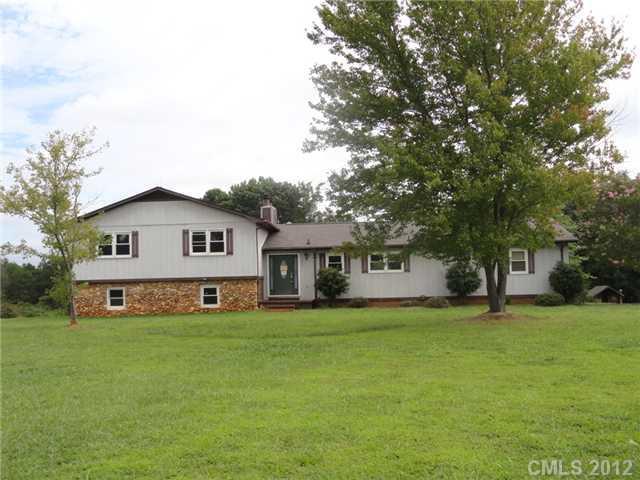 1391 Shearers Rd., Mooresville, NC 28115