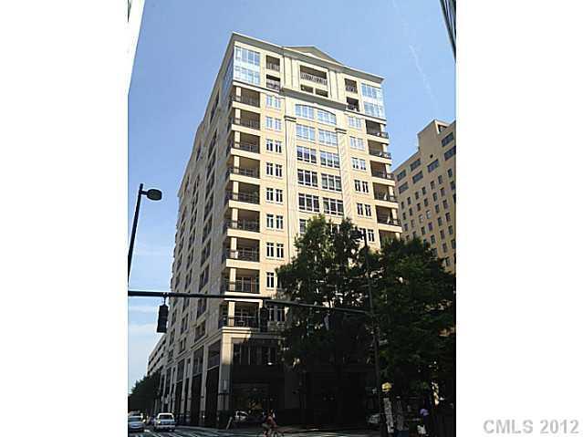 230 Tryon St. #304, Charlotte, NC 28202