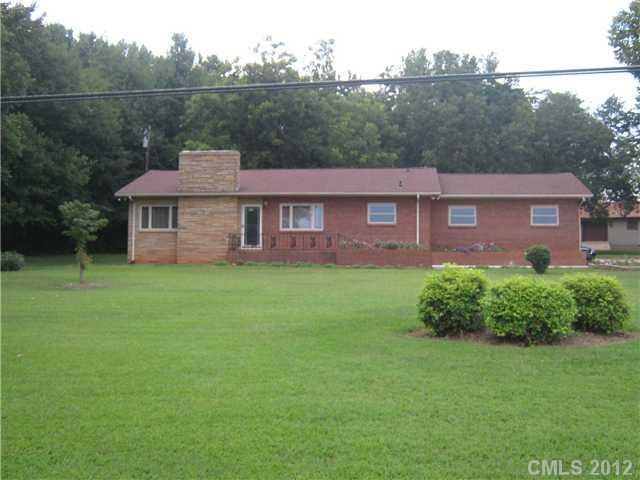 925 W Wilson Ave., Mooresville, NC 28117