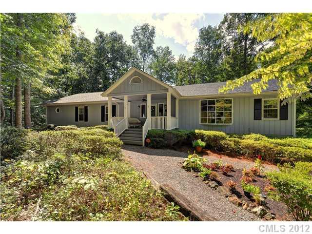 232 Fallingwood Cir., Gastonia, NC 28056