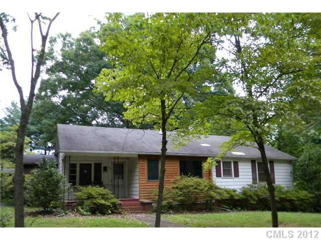 931 Wood St., Statesville, NC 28677