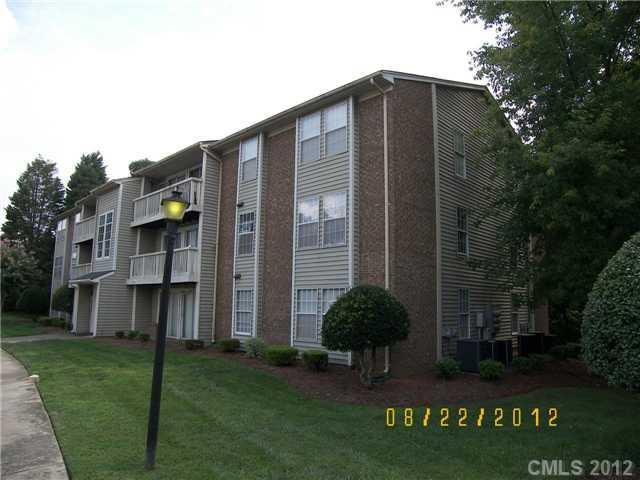 1614 Arlyn Cir. #A, Charlotte, NC 28213