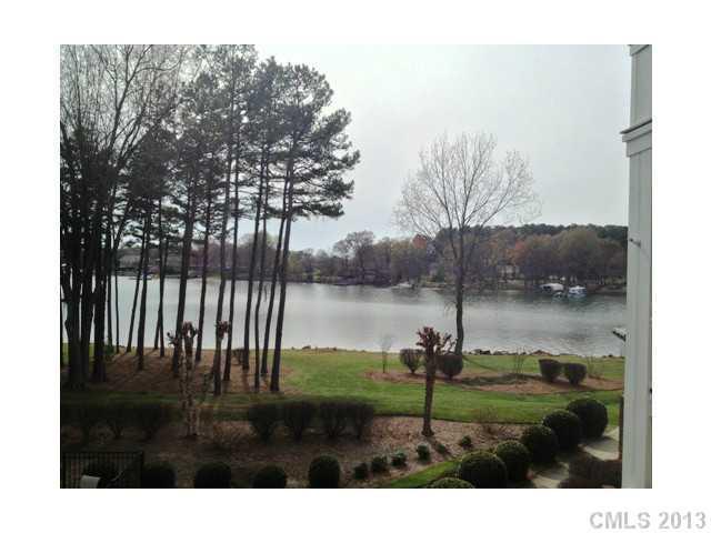 7826 Village Harbor Dr., Cornelius, NC 28031