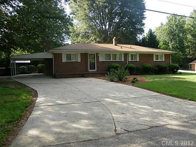 215 Dalewood Ave., Kannapolis, NC 28083