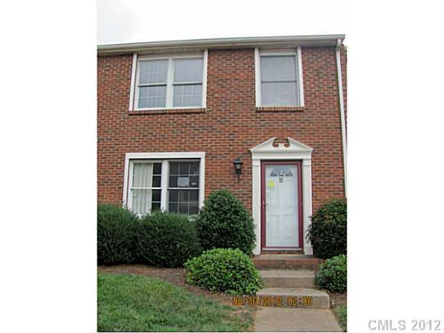 9408 Lexington Cir. #B, Charlotte, NC 28213