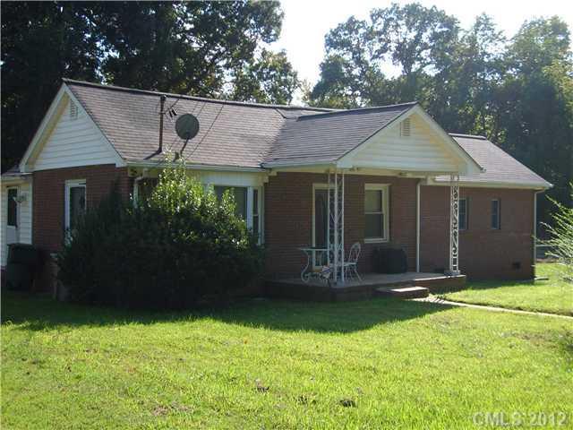 2881 Ebony Ave., Gastonia, NC 28054