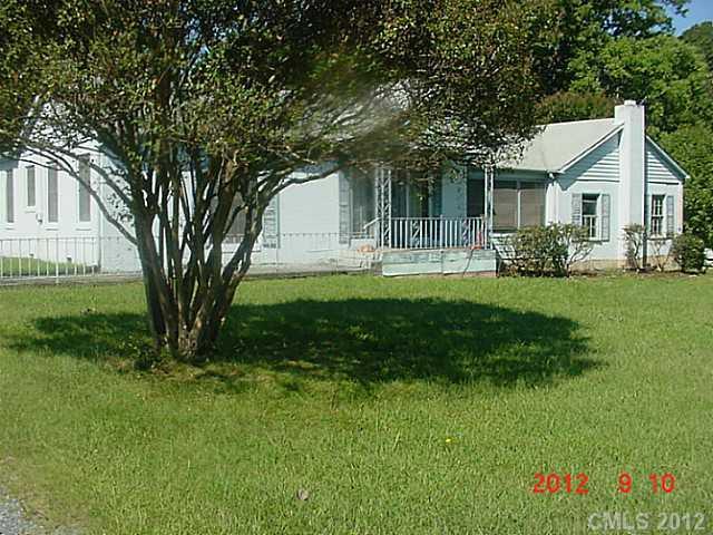 8601 Mcclure Cir., Charlotte, NC 28216