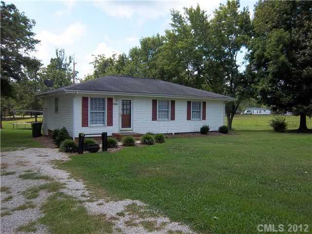 3321 Sanford Ln., Monroe, NC 28110