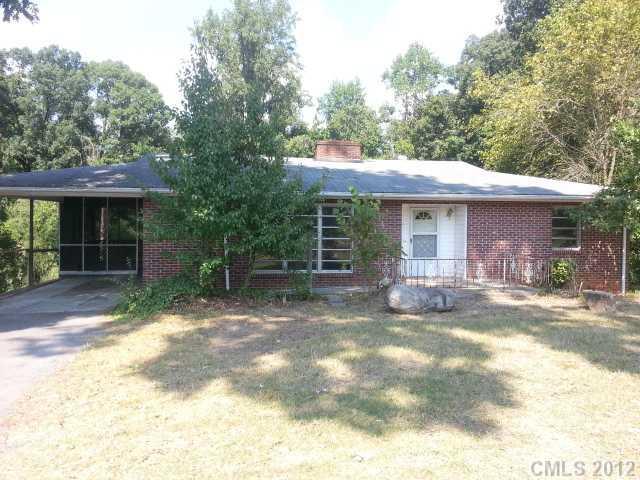 312 Davis Park Rd., Gastonia, NC 28052