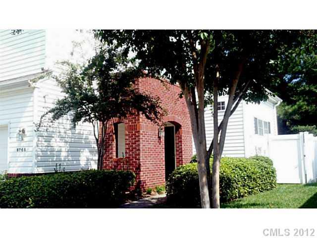 8768 Meadowmont View Dr., Charlotte, NC 28269