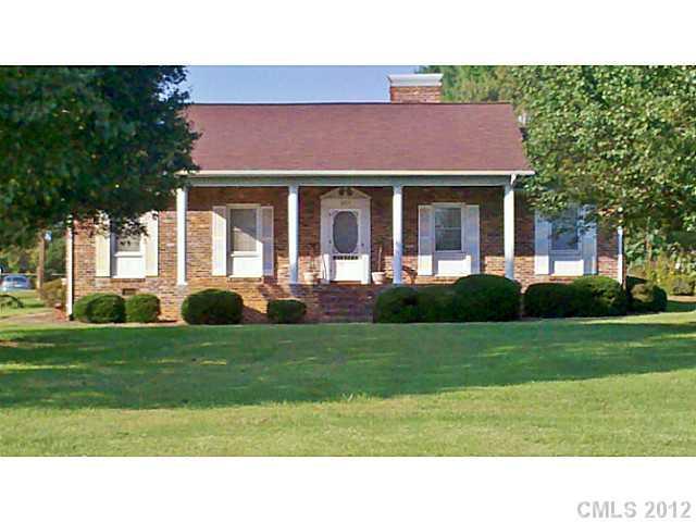 2111 NE 31st Avenue Dr., Hickory, NC 28601