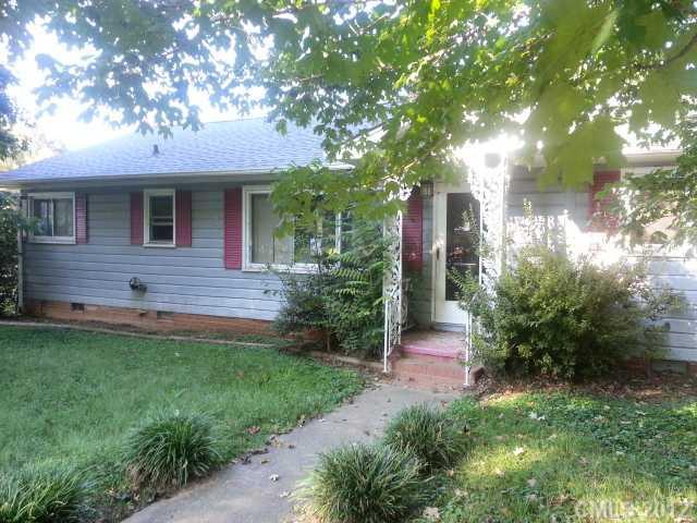 3205 Weston Ave., Gastonia, NC 28052