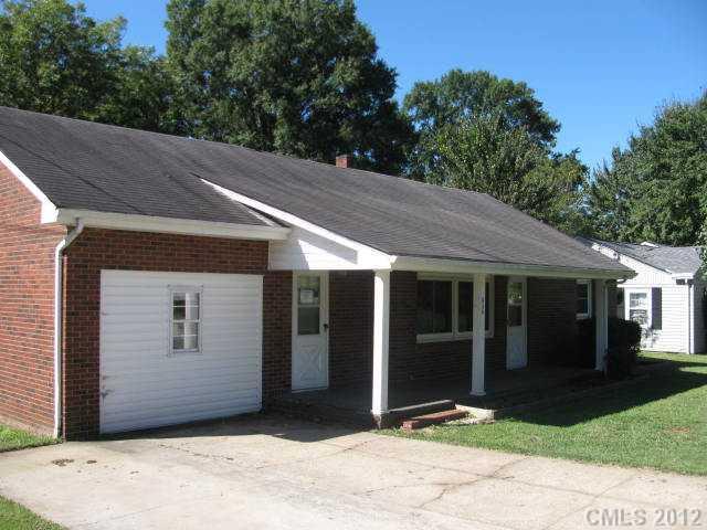 835 Maple Ave., Salisbury, NC 28144