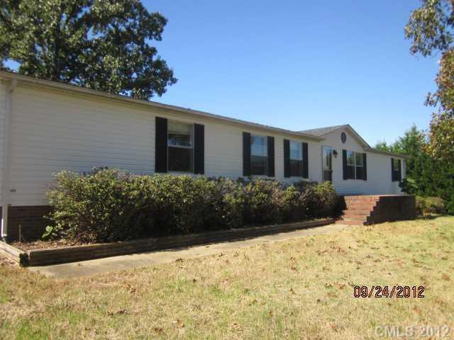 2741 Hopewell Church Rd., Sherrills Ford, NC 28673
