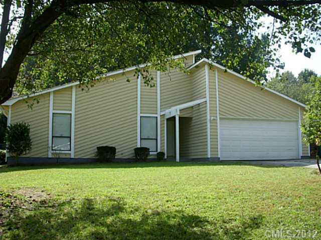 6018 Long Pine Dr., Charlotte, NC 28227