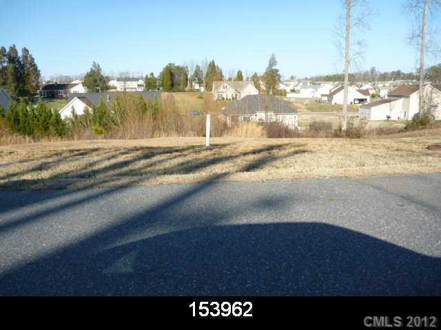 1125 Laurel Woods Dr., Gastonia, NC 28052