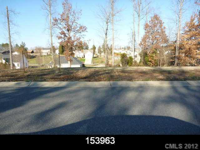 1133 Laurel Woods Dr., Gastonia, NC 28052