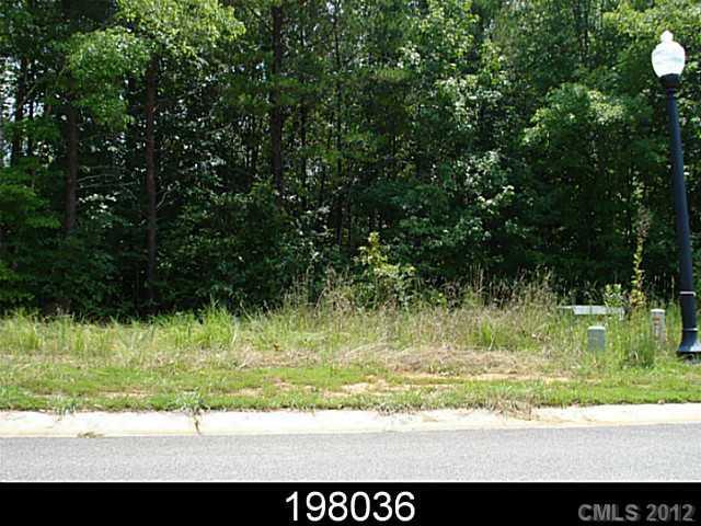 1303 Laurel Woods Dr., Gastonia, NC 28052