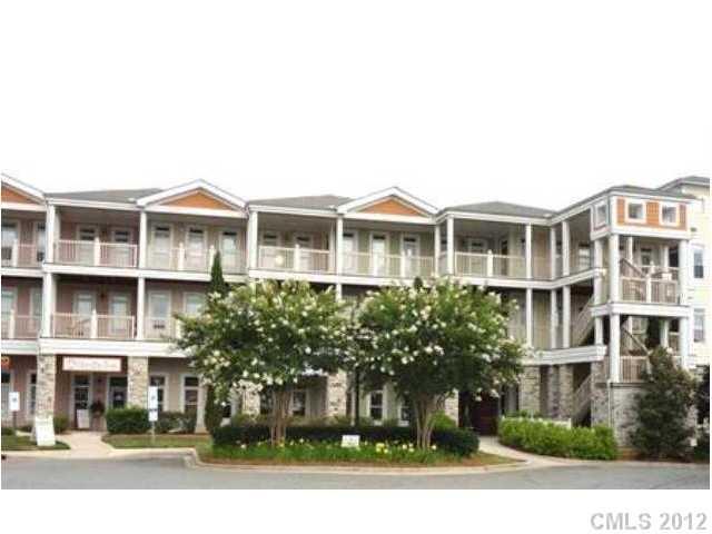 637 Williamson Rd. #202, Mooresville, NC 28117