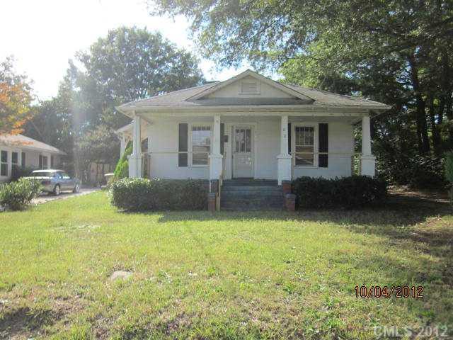 812 Oakshade Ave., Kannapolis, NC 28083