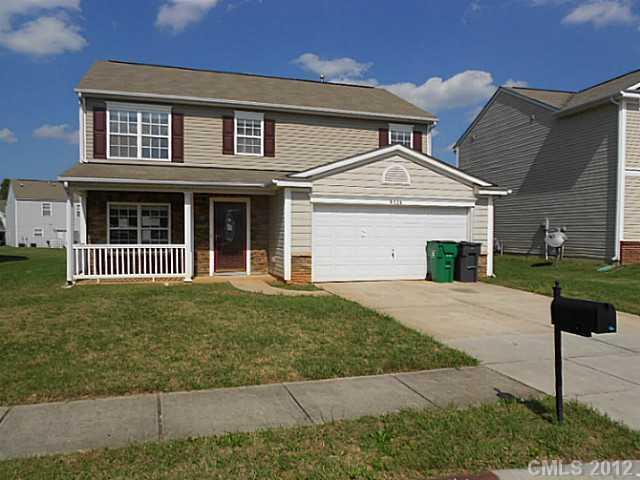 9326 Ames Hollow Ln., Charlotte, NC 28216