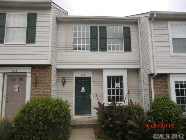606 Lex Dr., Charlotte, NC 28262