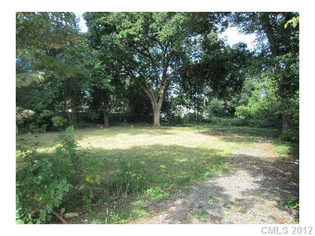 3914 Rozzelles Ferry Rd., Charlotte, NC 28216