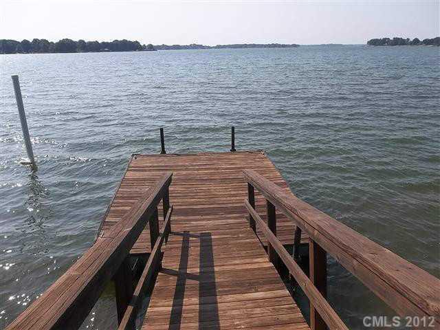 150 Surfside Ln. #84, Mooresville, NC 28117