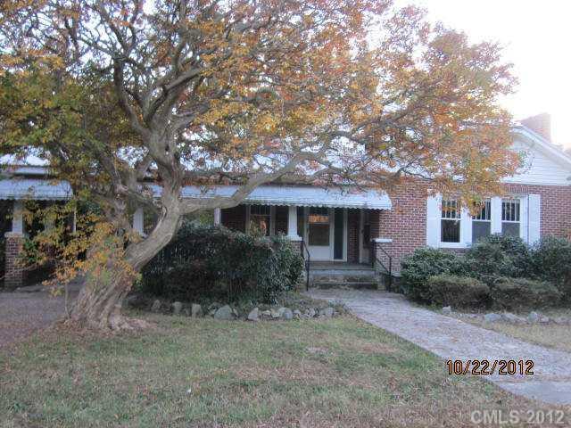 305 W 12th St., Kannapolis, NC 28081