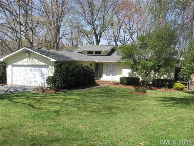 7629 Lynwood Ln., Sherrills Ford, NC 28673