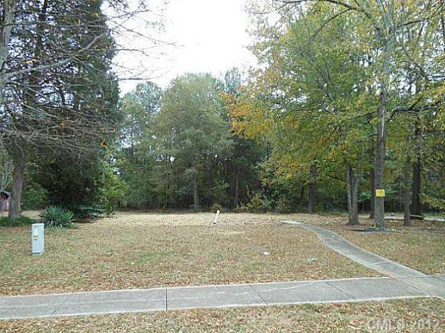 105 George Clay Ln., Matthews, NC 28105