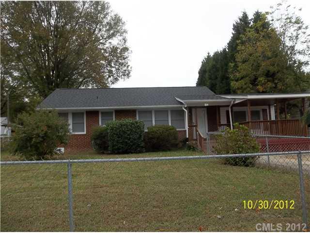 913 Summer Dr., Gastonia, NC 28052