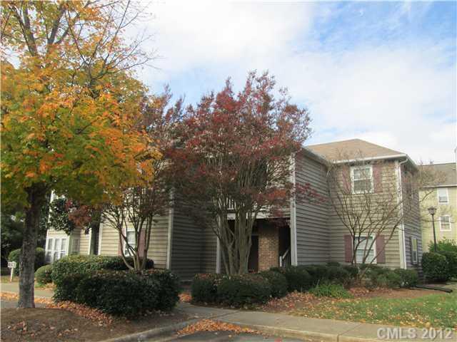 3218 Selwyn Farms Ln. #4, Charlotte, NC 28209