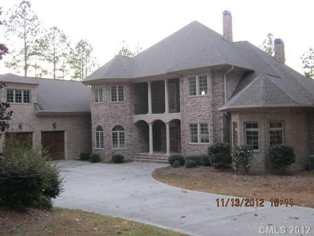 1999 Capes Cove Dr., Sherrills Ford, NC 28673