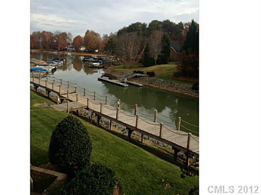 104 Pier 33 Dr. #305, Mooresville, NC 28117