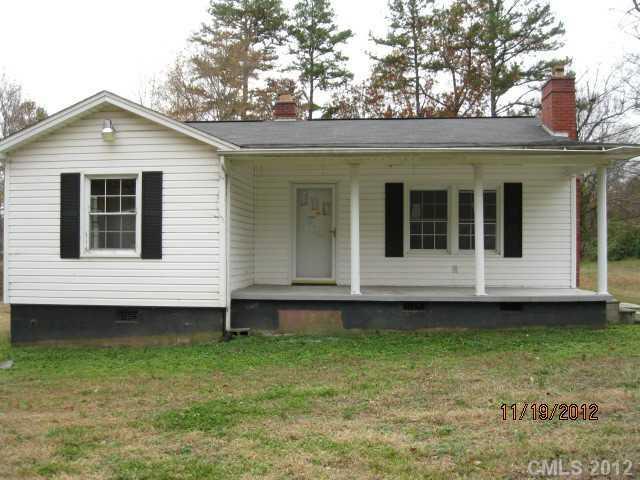 1028 White Ln., Gastonia, NC 28052