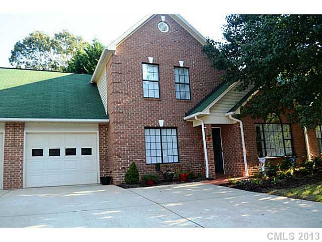 1633 20th Avenue Ct., Hickory, NC 28601