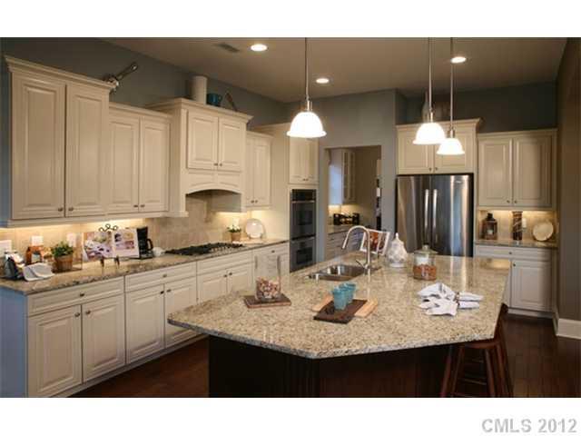 2427 Island Lake Dr. #60, Charlotte, NC 28214