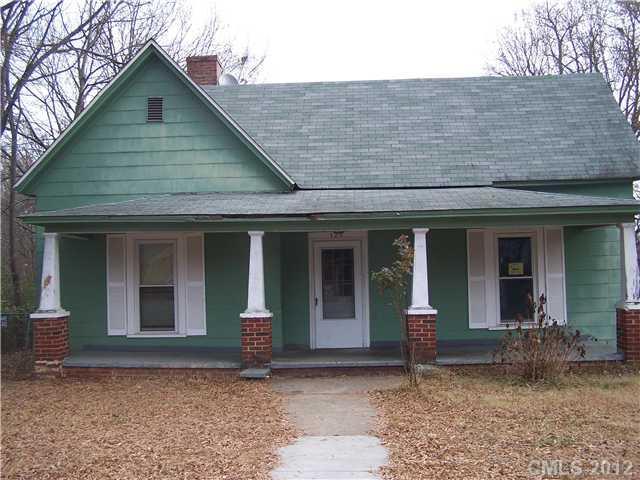 324 E Wilson Rd., Mooresville, NC 28115