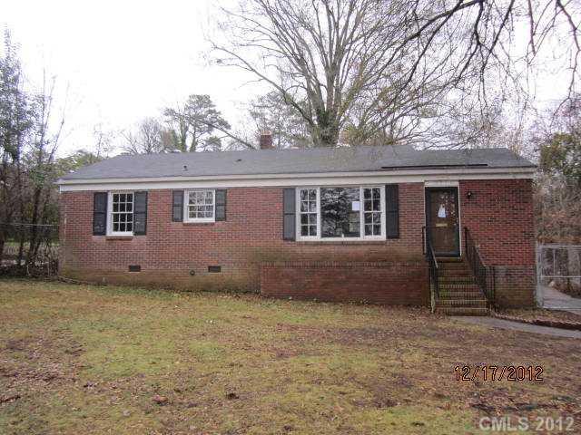 3326 Maywood Dr., Charlotte, NC 28205
