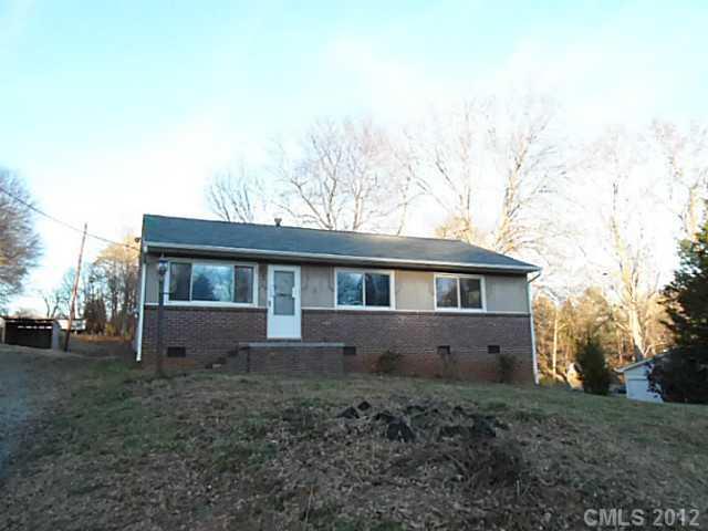 135 Valleydale Dr., Gastonia, NC 28056