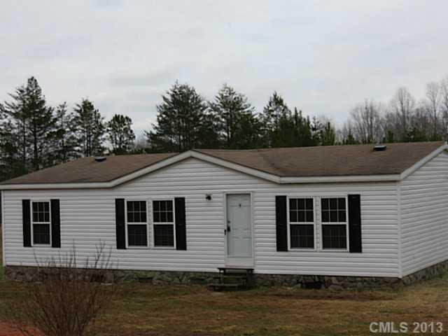 1423 Katelyn Ln., Iron Station, NC 28080