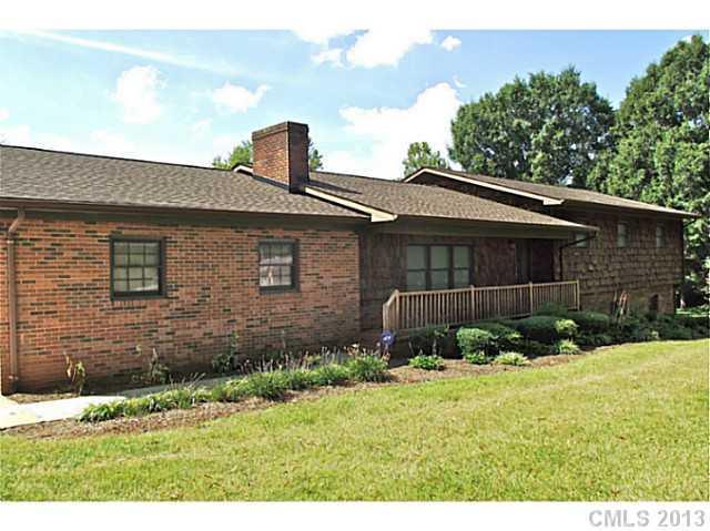 199 W Iredell Cir., Statesville, NC 28625